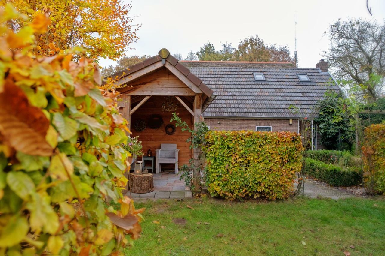 Oes-Tilber Panzió Zweeloo Kültér fotó